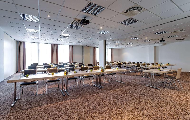 Park Inn by Radisson Gottingen - Toplantı