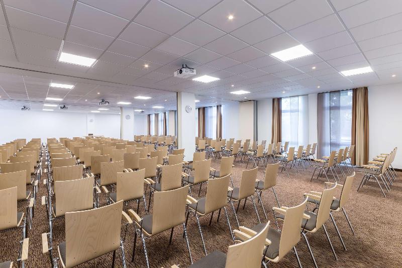 Park Inn by Radisson Gottingen - Toplantı