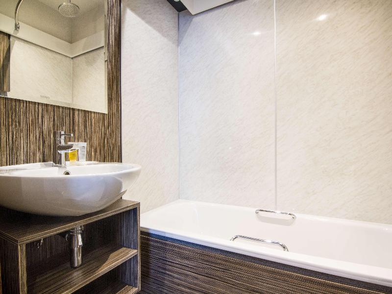 White Hart Hotel & Apartments - Oda