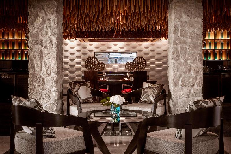 One&Only Royal Mirage - Bar