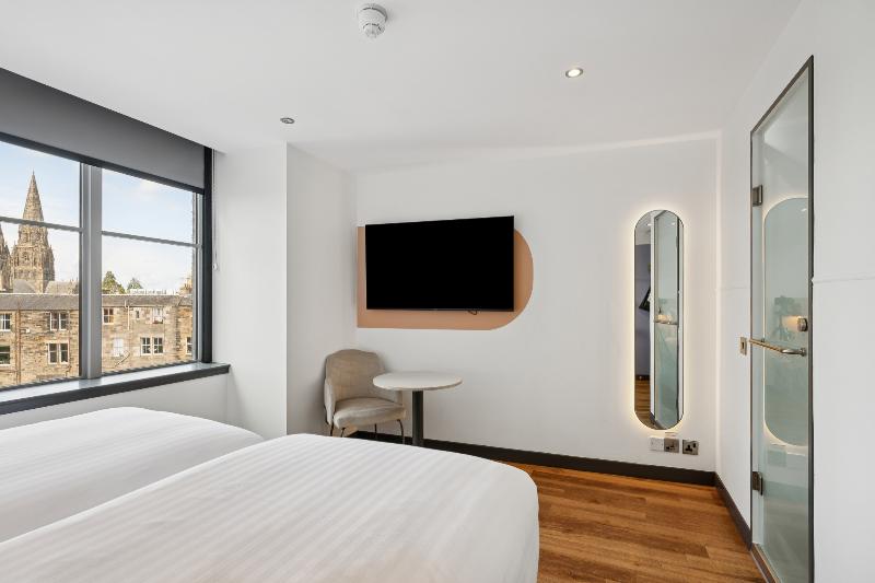 Garner Edinburgh Haymarket - Oda