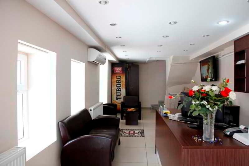 Yasmin Hotel - Lobi
