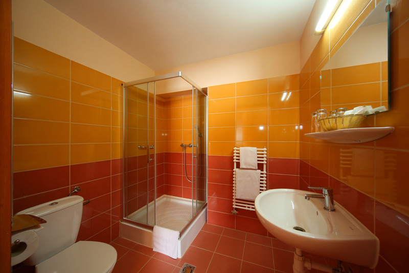 Six Inn Hotel - Oda
