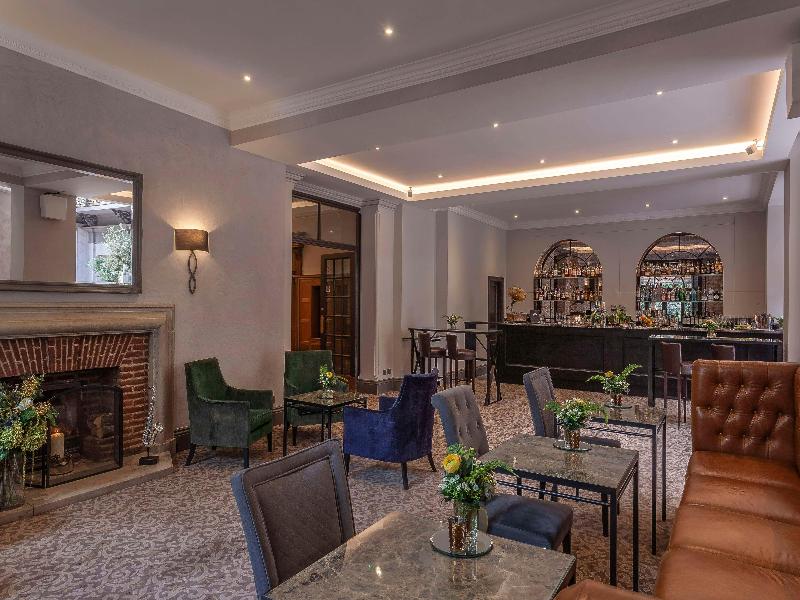 Oatlands Park Hotel - Bar