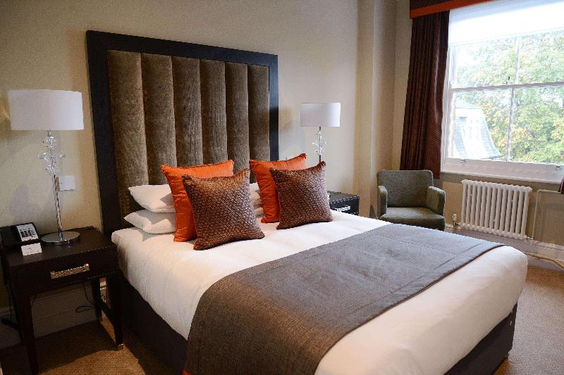 Oatlands Park Hotel - Oda