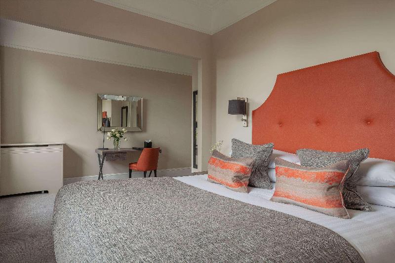 Oatlands Park Hotel - Oda