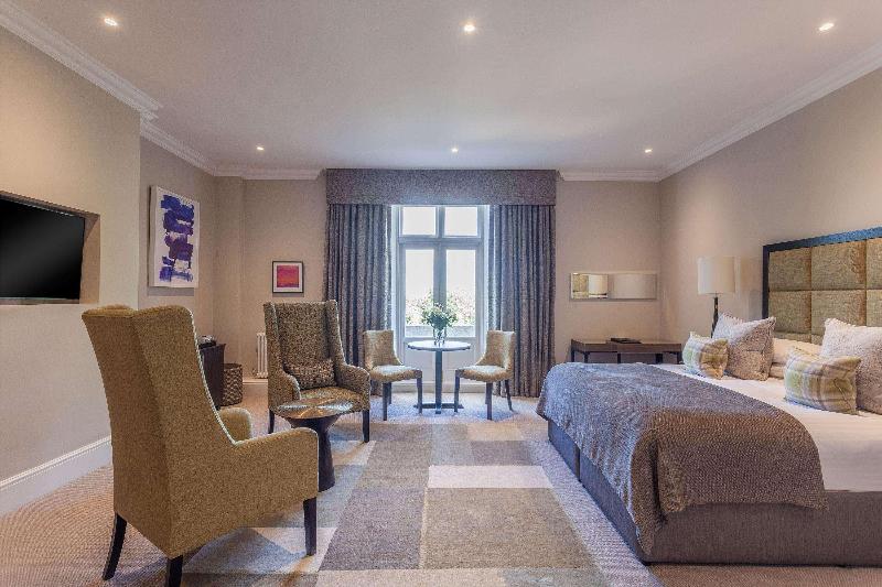 Oatlands Park Hotel - Oda