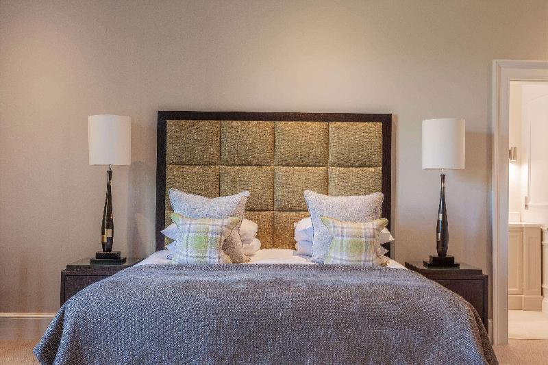Oatlands Park Hotel - Oda