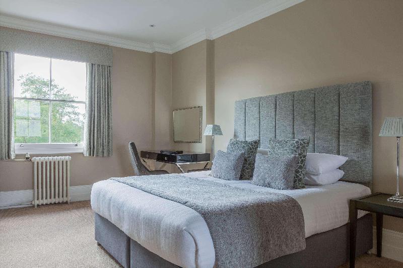 Oatlands Park Hotel - Oda
