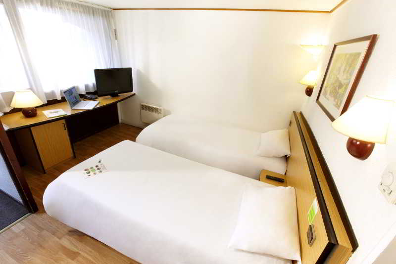 Kyriad Direct Evreux