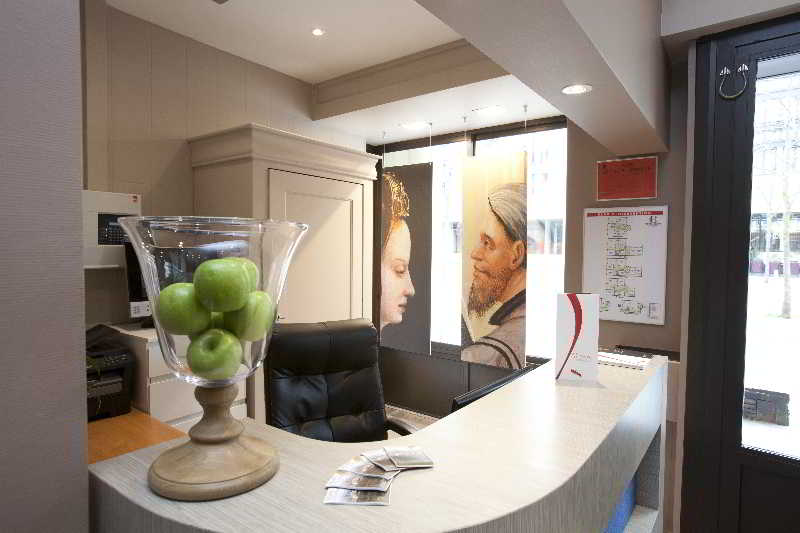 Hôtel Cecyl Reims Centre - Genel