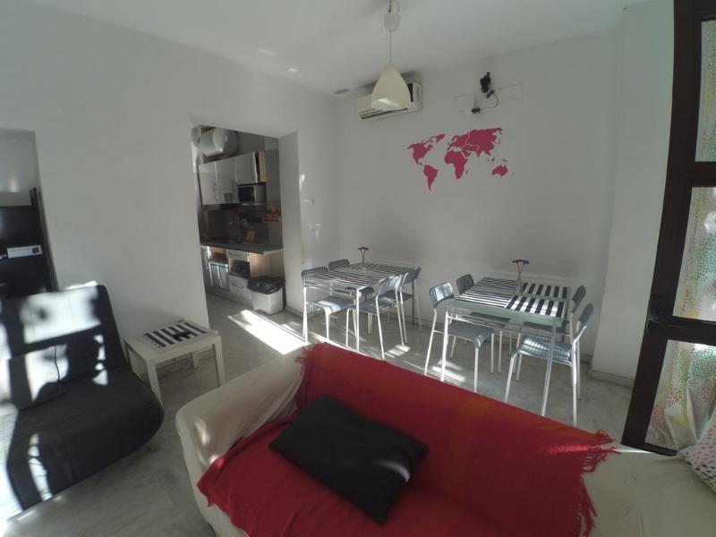 The Spot Central Hostel - Genel