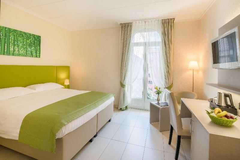 Hotel Bellevue Au Lac - Oda