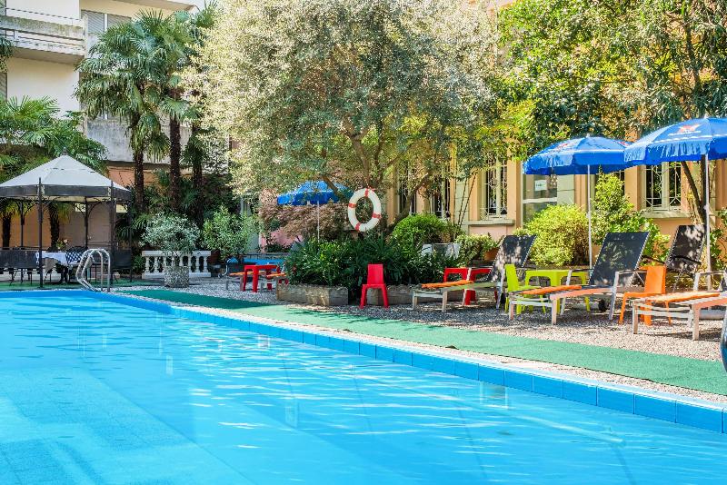 Hotel Bellevue Au Lac - Havuz