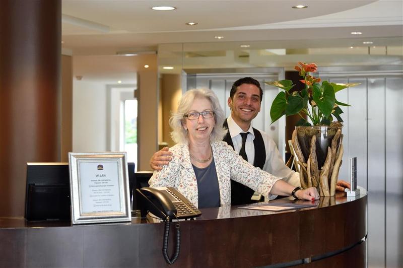 City Hotel Biel - Lobi