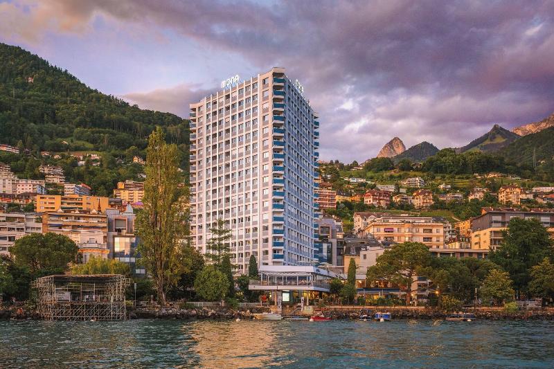 Mona Montreux - Genel
