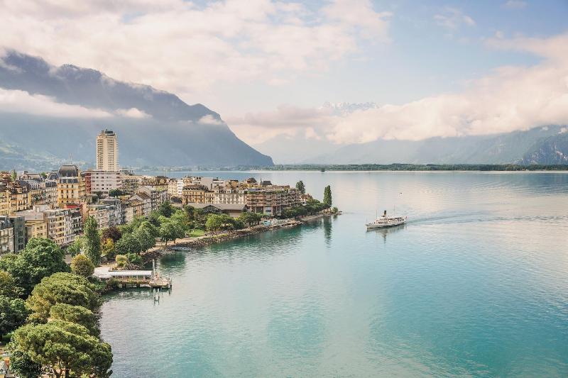 Mona Montreux - Oda