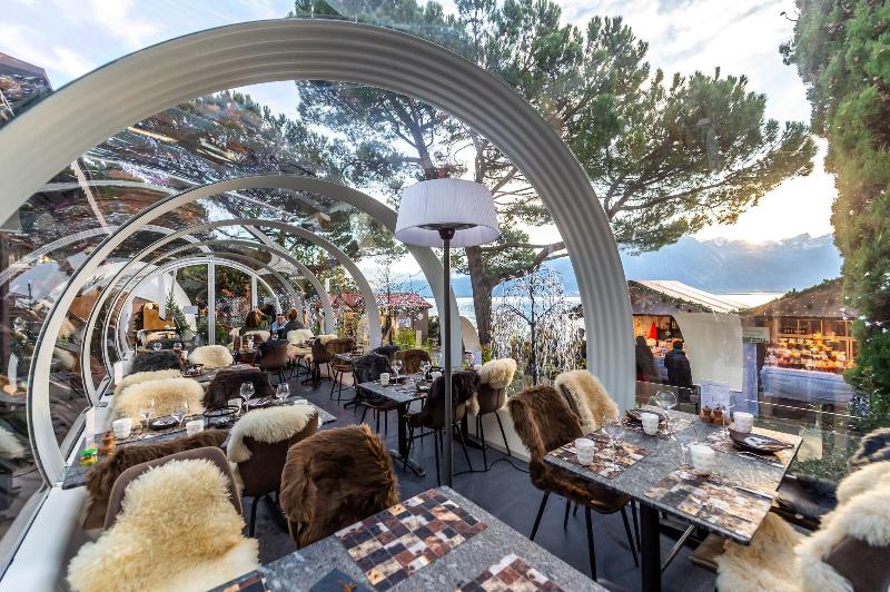 Mona Montreux - Restoran