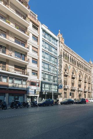 Executive Business Hotel