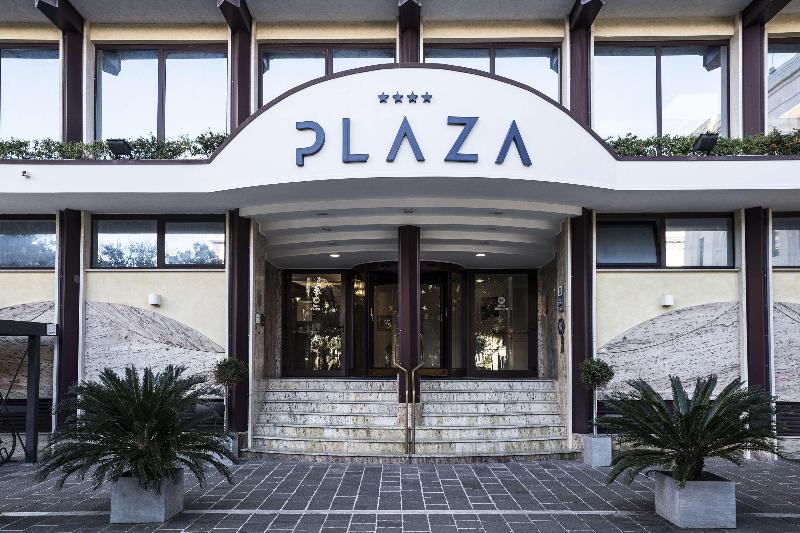 Hotel Plaza - Genel