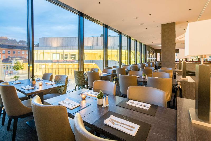 BEST WESTERN PLUS Central Hotel Leonhard - Restoran