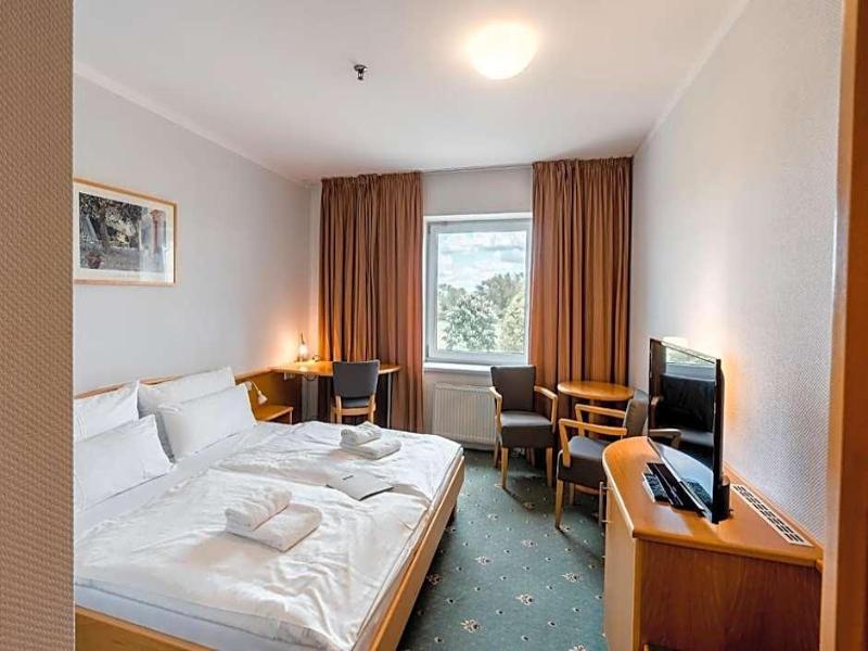 Hotel Pracharna - Oda