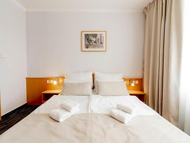 Hotel Pracharna - Oda