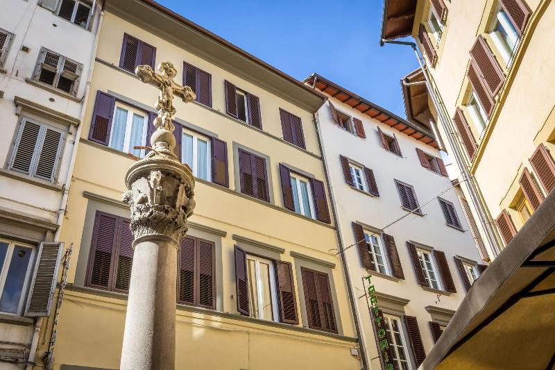 Hotel Ferretti - Genel