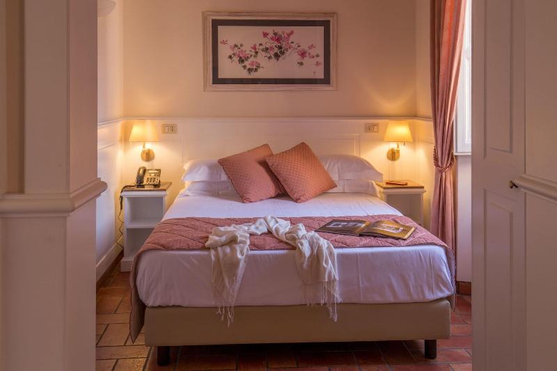 Aenea Superior Inn - Genel