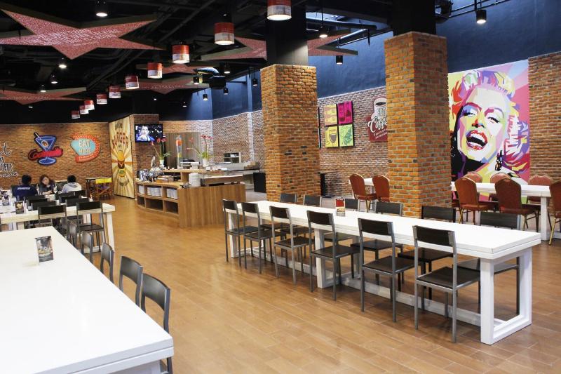 Famehotel Gading Serpong - Restoran