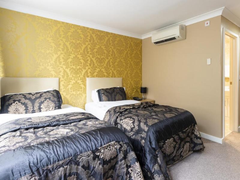 Stuart Hotel - Oda