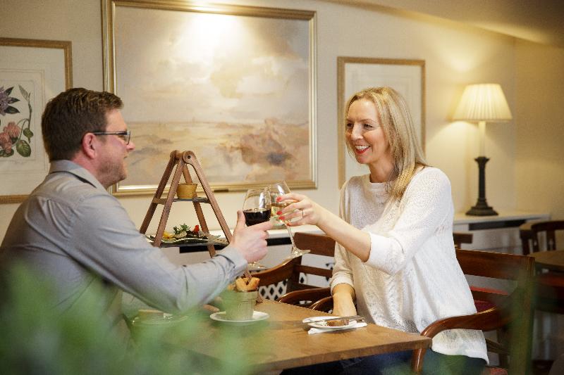 Greenhills Country Hotel - Lobi