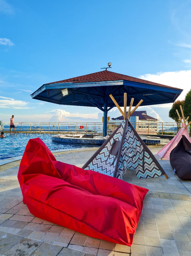 Ibis Balikpapan - Havuz