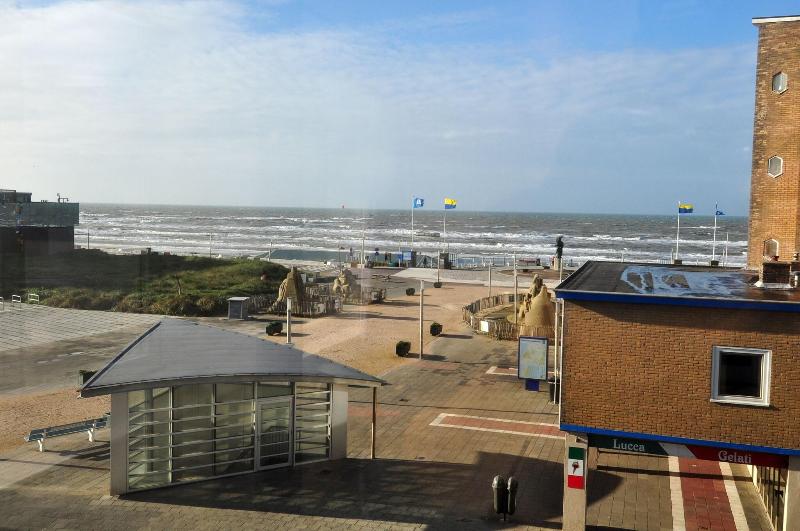 Amsterdam Beach Hotel - Genel