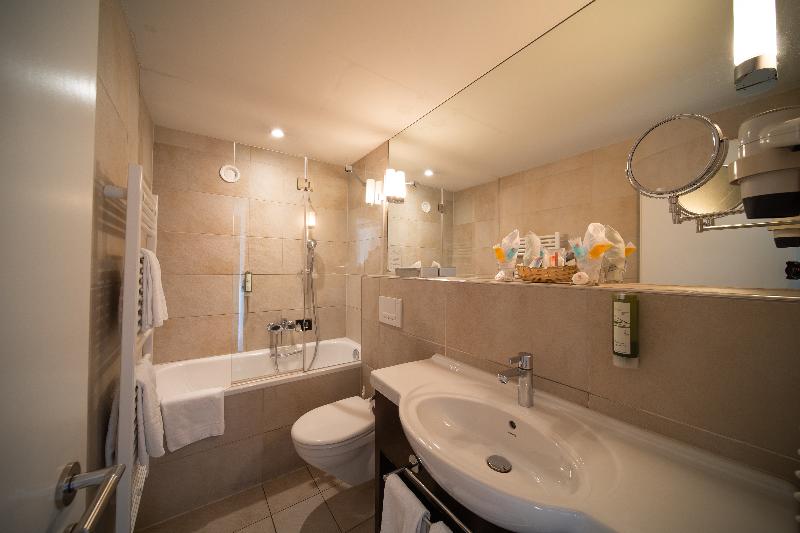 Hotel Krebs Interlaken - Oda
