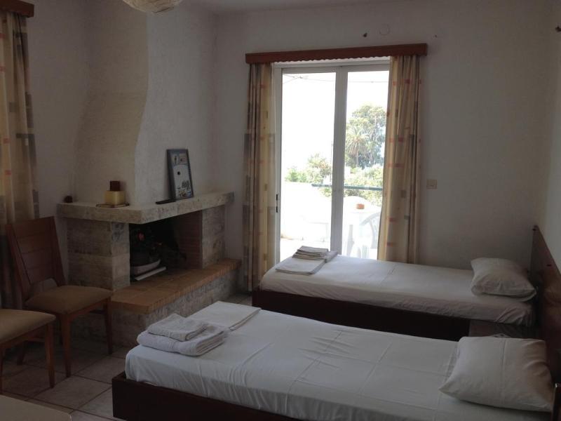 Gikas Apartments - Genel
