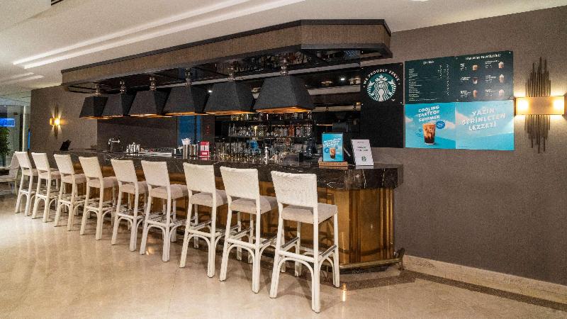 Mirage Park Resort Hotel - Bar
