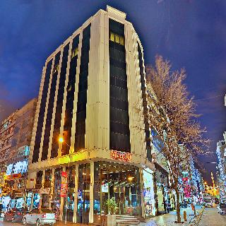 Grand Madrid Hotel
