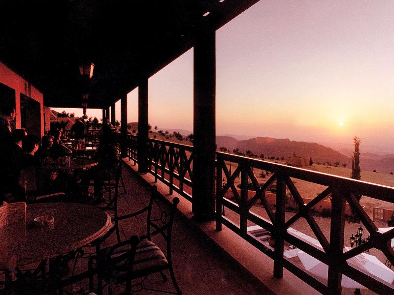 Grand Mercure Petra - Bar