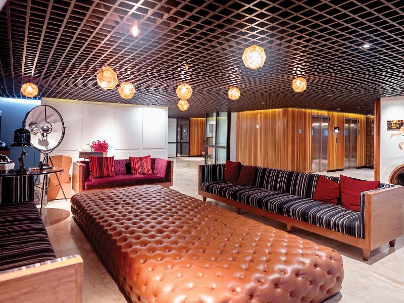DoubleTree by Hilton Sukhumvit Bangkok - Lobi
