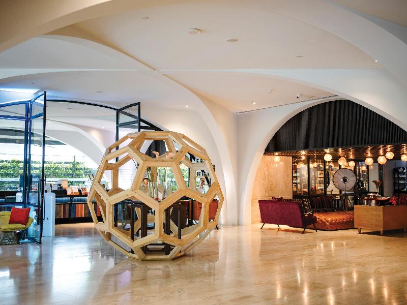 DoubleTree by Hilton Sukhumvit Bangkok - Lobi