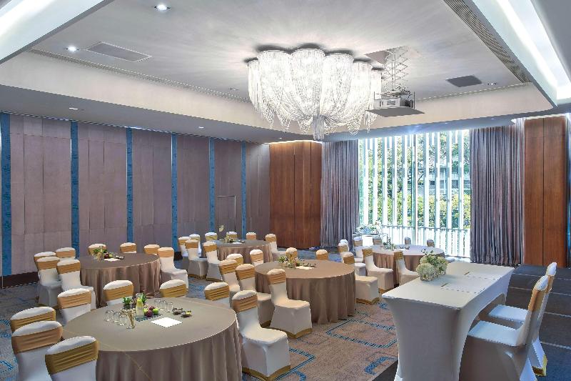 DoubleTree by Hilton Sukhumvit Bangkok - Toplantı