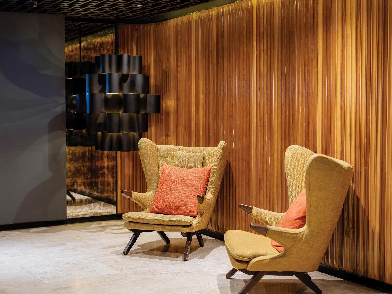 DoubleTree by Hilton Sukhumvit Bangkok - Toplantı