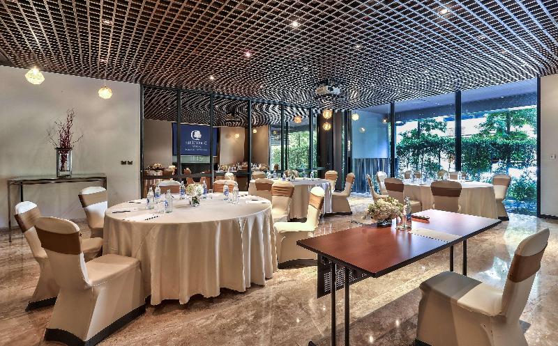 DoubleTree by Hilton Sukhumvit Bangkok - Toplantı