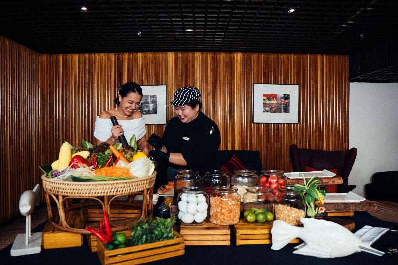 DoubleTree by Hilton Sukhumvit Bangkok - Restoran