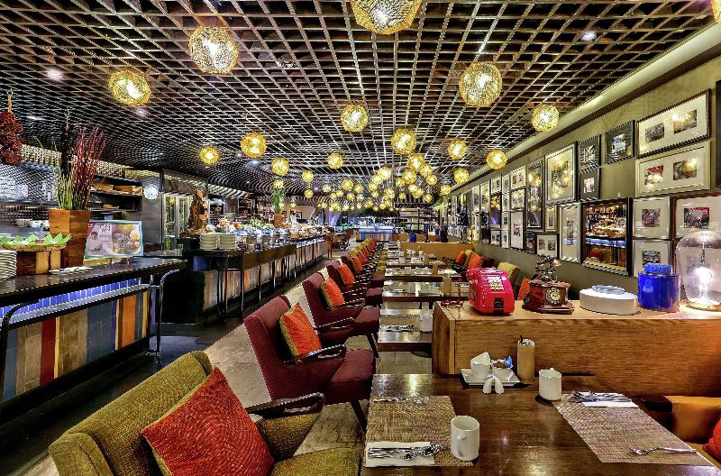 DoubleTree by Hilton Sukhumvit Bangkok - Restoran