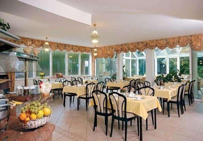 Garten-Hotel Ponick - Restoran