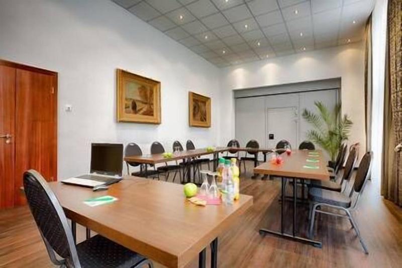 Hotel National - Toplantı