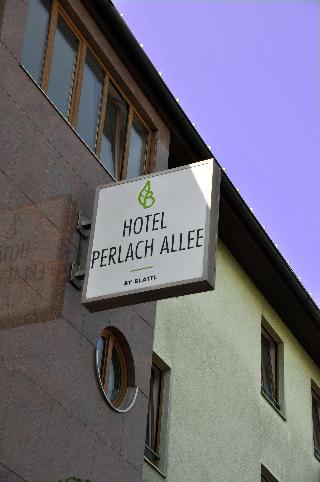 Golden Leaf Hotel Perlach Allee Hof fotoÄŸrafÄ±