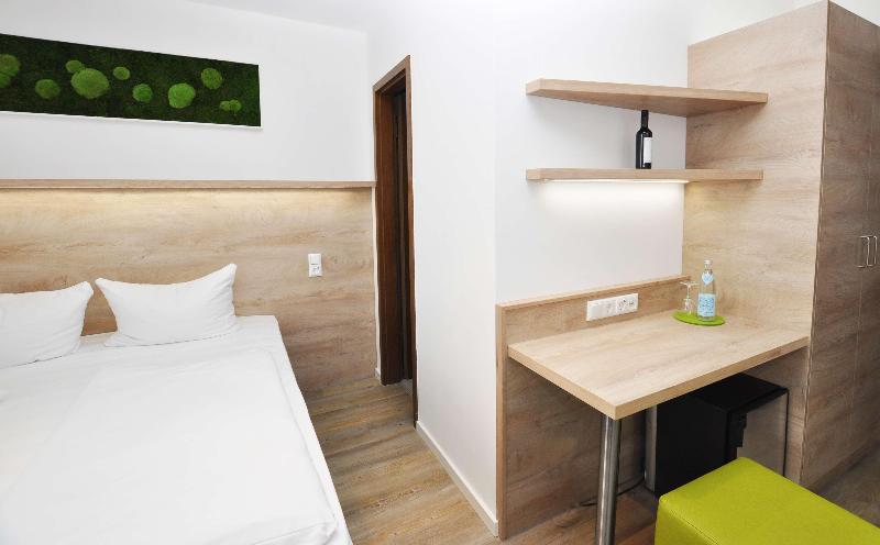 Golden Leaf Hotel Perlach Allee Hof - Oda
